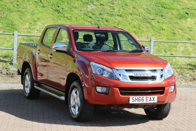 Isuzu D-max 2.5TD Yukon Double Cab 4x4 Auto Pick Up Diesel Red