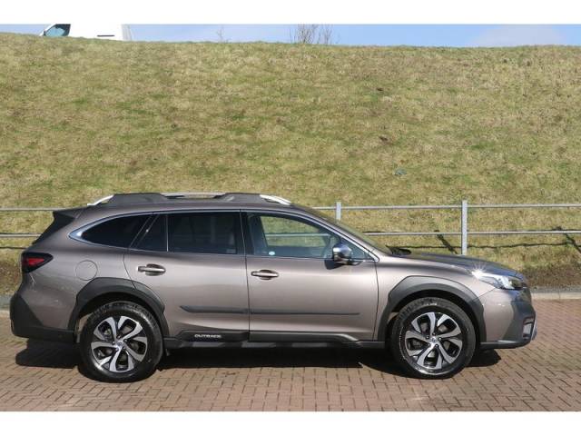 2022 Subaru Outback 2.5 i Touring