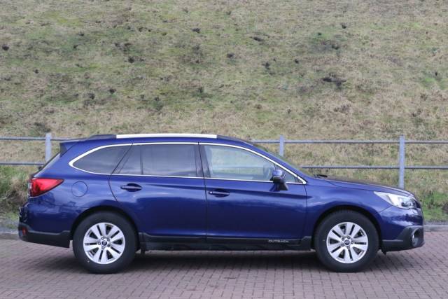 2015 Subaru Outback 2.0D SE 5dr Lineartronic